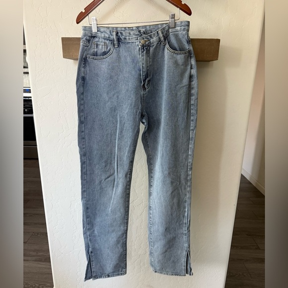 Shein|Light Blue Denim Jeans in straight leg with side slit•••High rise Large - Picture 2 of 12